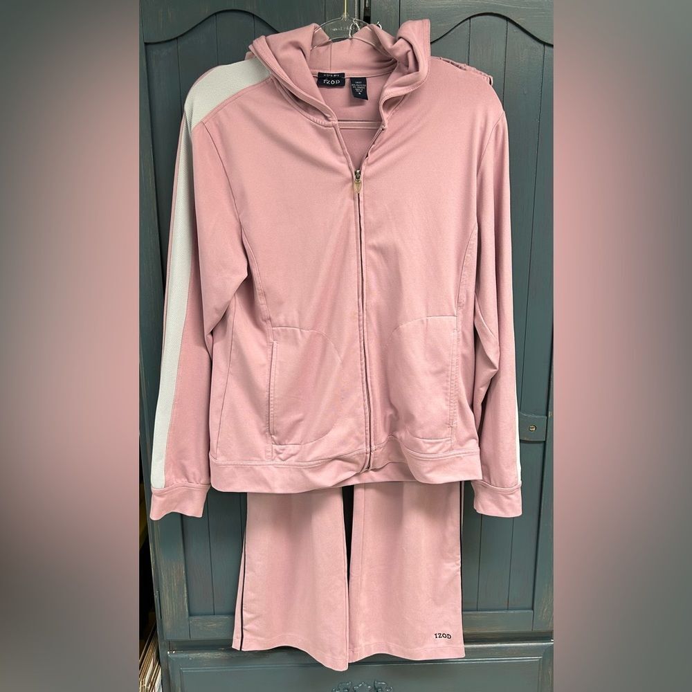Izod Two Piece Set
